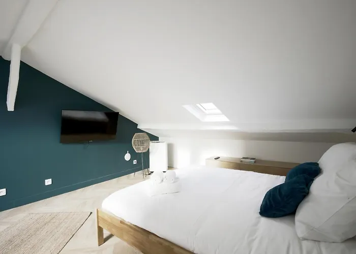 Appartement Relish Baguette In Light-filled Duplex Paris